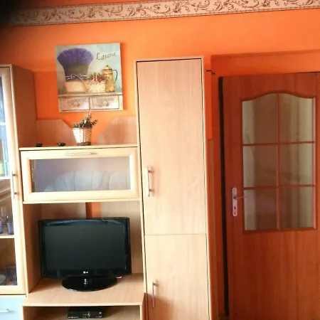 Apartment Julie 2 *